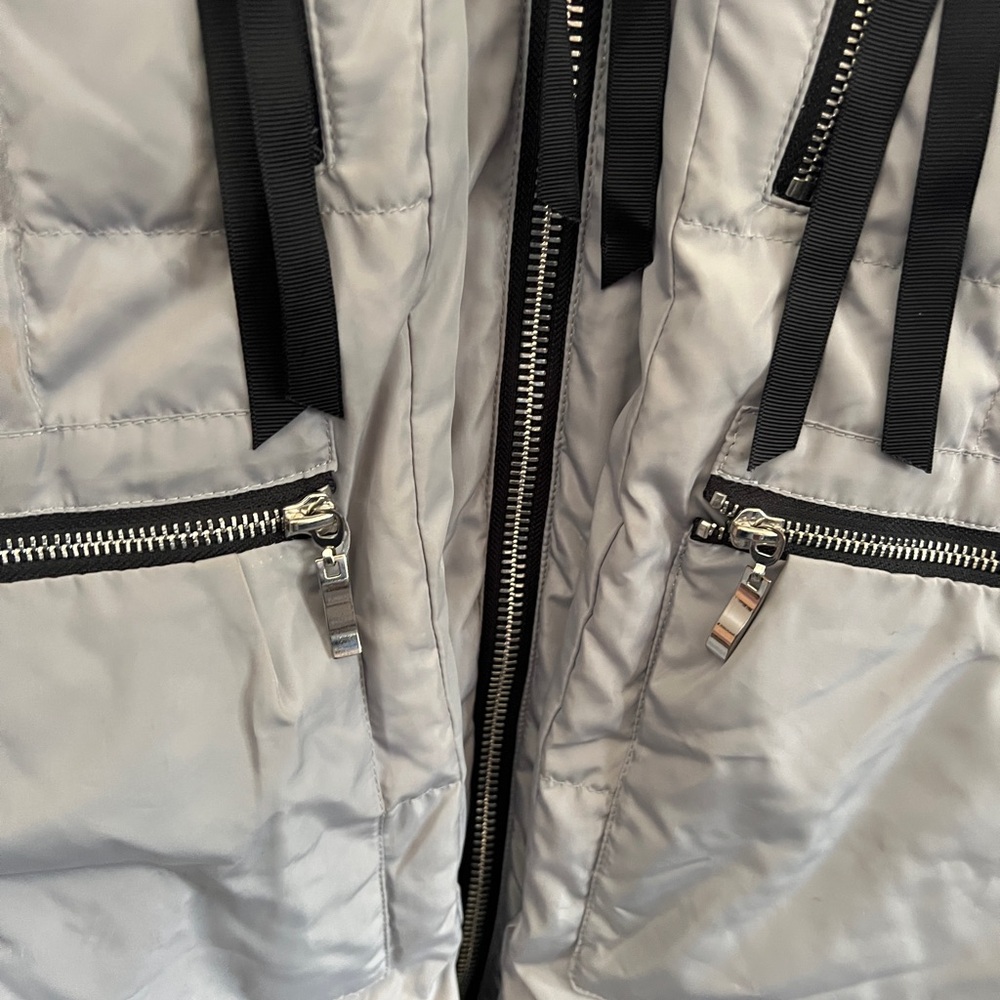 Orolay Thickened Down Jacket Expandable women in size medium - Picture 7 of 12